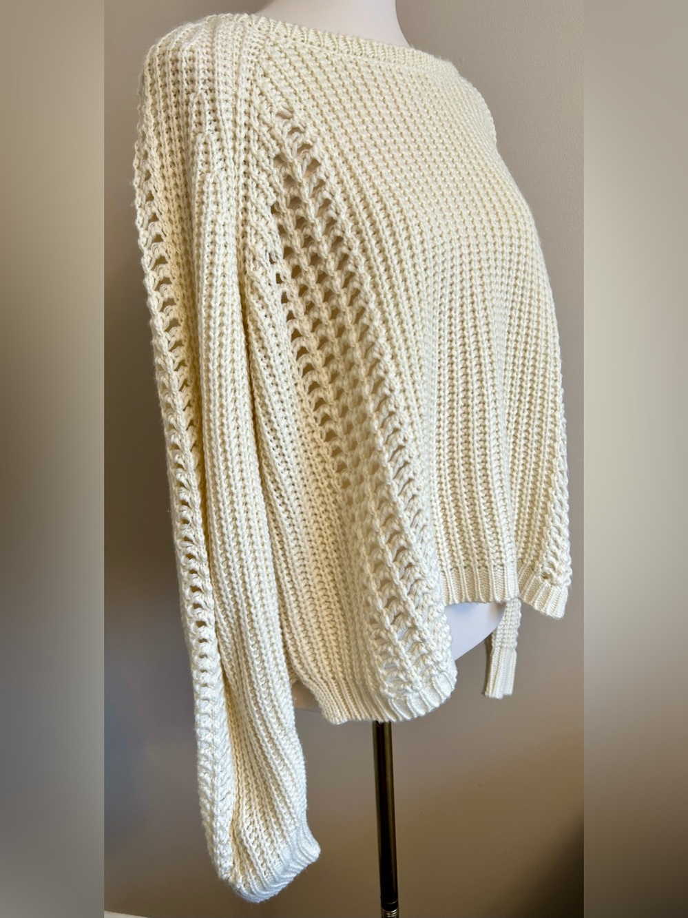California Moonrise Cream Pullover Knit w. Back Zipper Detail. - Picture 4 of 13